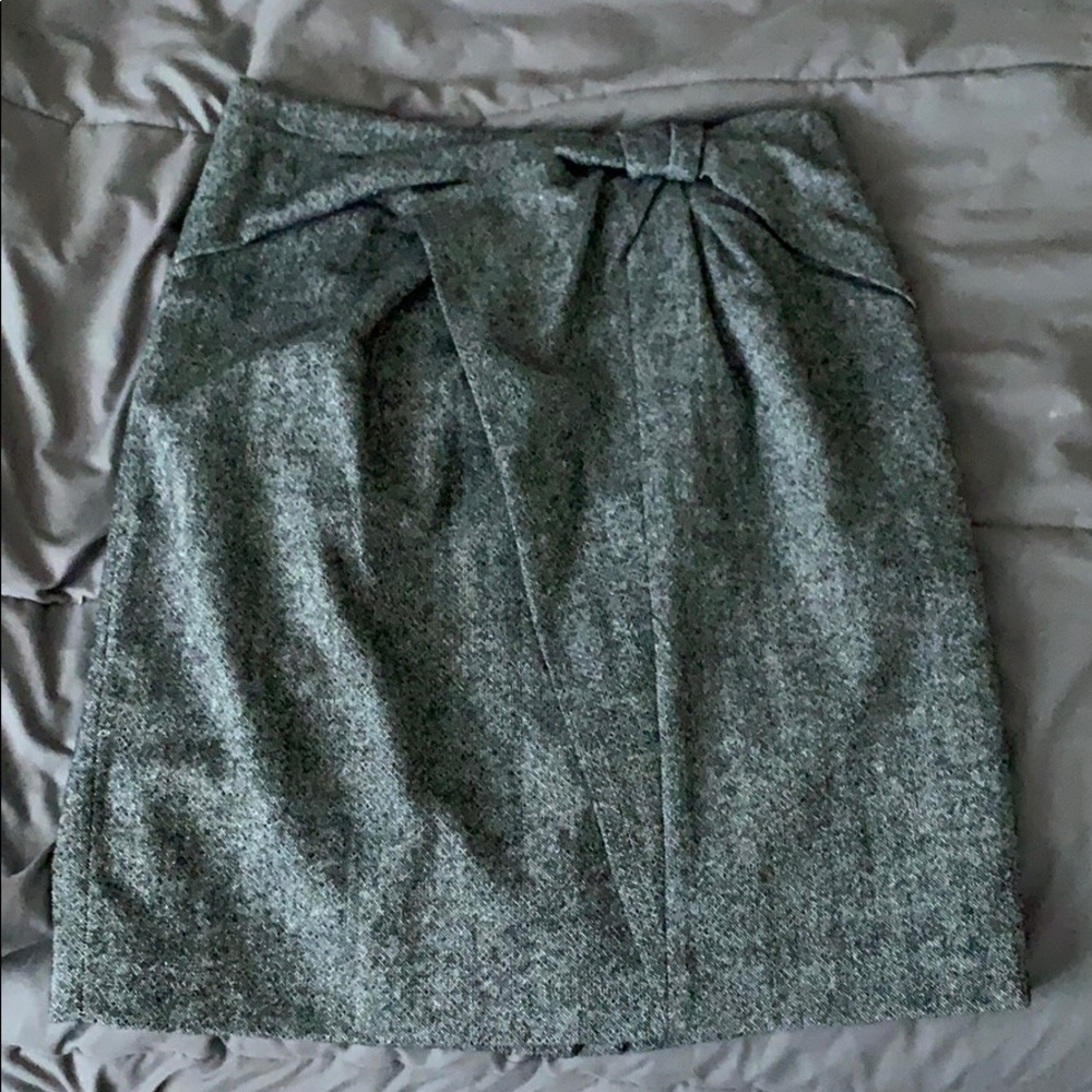 Grey skirt